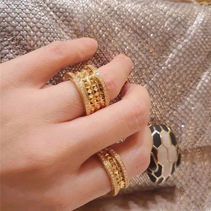 Original Design Male And Female BV Ring Willow Nail Ring Suitable For Anniversary Couple Gift
Original Design Male And Female BV Ring Willow Nail Ring Suitable For Anniversary Couple Gift