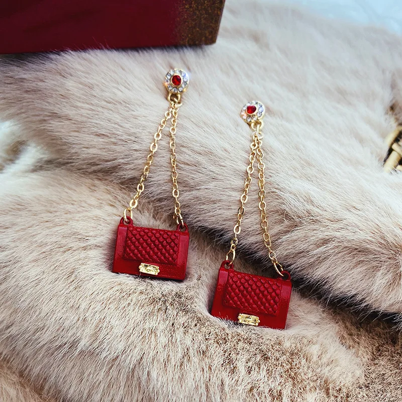 New Fashion Earrings Women's 925 Silver Earrings Long Earrings Bag Korea Fashion Earrings for Women 2021 Trend Jewelry Wholesale
New Fashion Earrings Women's 925 Silver Earrings Long Earrings Bag Korea Fashion Earrings for Women 2021 Trend Jewelry Wholesale