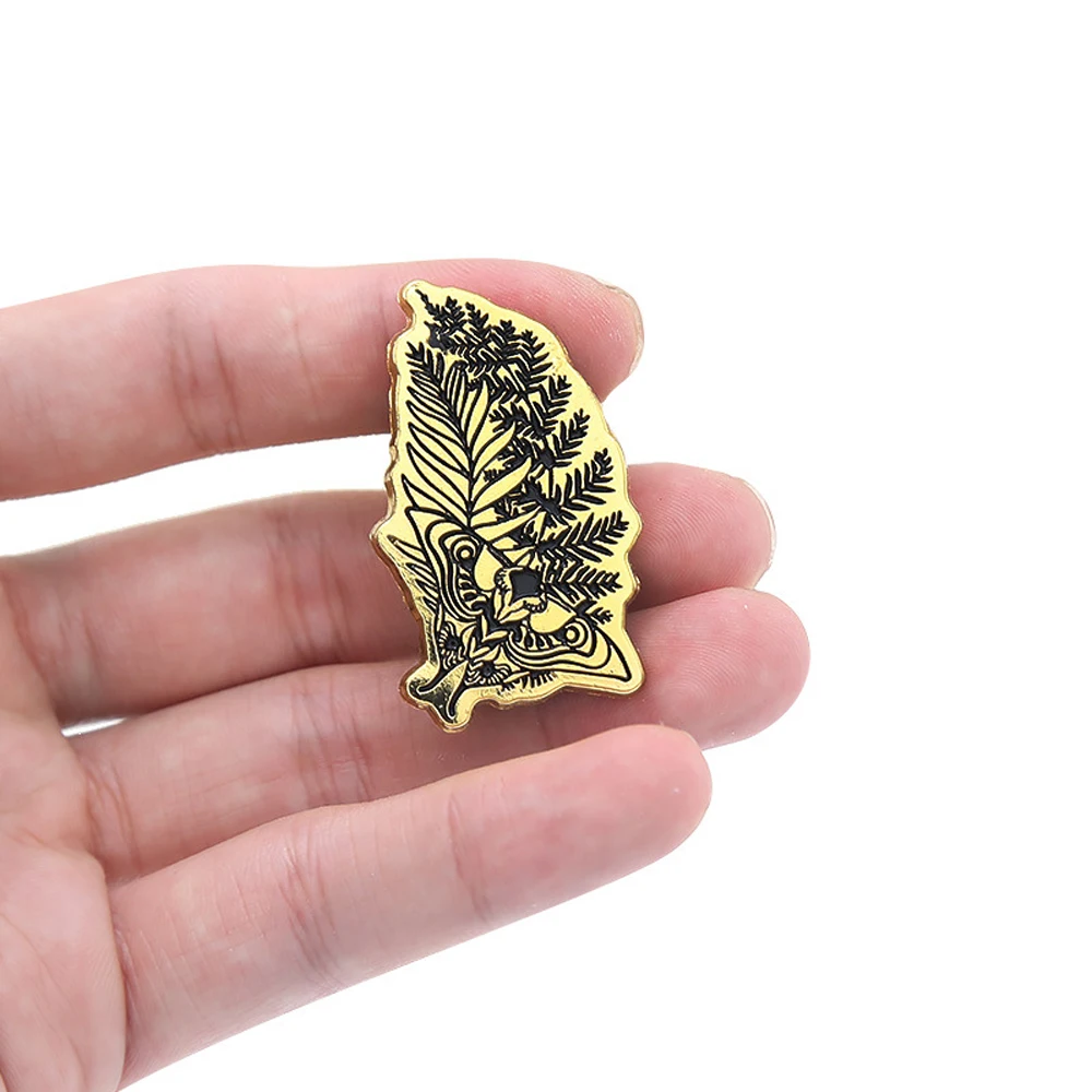 Ellie Tattoo Pin The Last of Us 2 Metal Brooch Joe and Ellie Cosplay Costume Women Men Backpack Badge Jewelry Christmas Gift
Ellie Tattoo Pin The Last of Us 2 Metal Brooch Joe and Ellie Cosplay Costume Women Men Backpack Badge Jewelry Christmas Gift