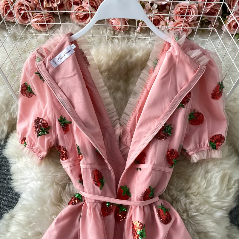 Sequins Strawberry Pink Long Dress Lace-Up V-Neck Sexy Party Maxi Dress 2021 Women's Clothing Women Short Sleeve Summer Dress
Sequins Strawberry Pink Long Dress Lace-Up V-Neck Sexy Party Maxi Dress 2021 Women's Clothing Women Short Sleeve Summer Dress