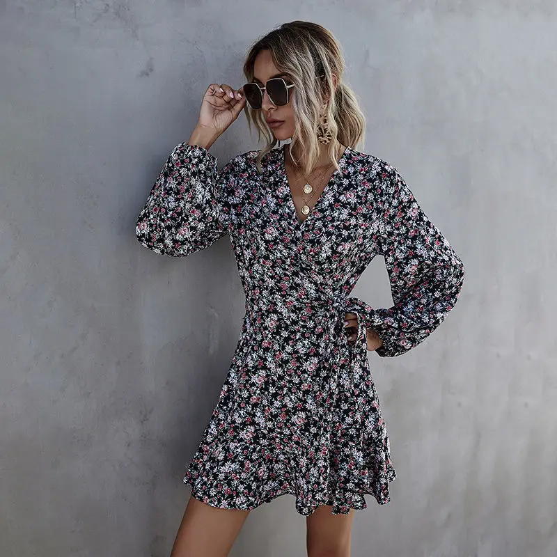 Spring And Summer New Style European And American Hot Sale Black Floral V-Neck Belt Lace Bow Tie Ladies Dress
Spring And Summer New Style European And American Hot Sale Black Floral V-Neck Belt Lace Bow Tie Ladies Dress