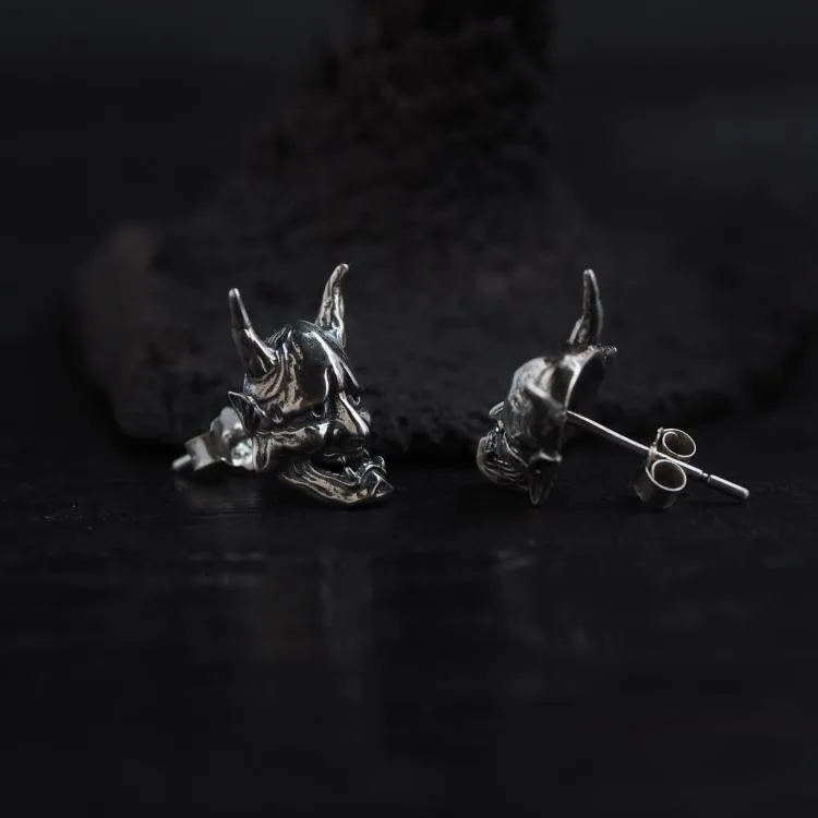 Retro Ghost Skull Stud Earrings Motorcycle Party Gothic Earrings Biker Jewelry Ox Horn Mask Earrings for Men Women Jewelry Gifts
Retro Ghost Skull Stud Earrings Motorcycle Party Gothic Earrings Biker Jewelry Ox Horn Mask Earrings for Men Women Jewelry Gifts