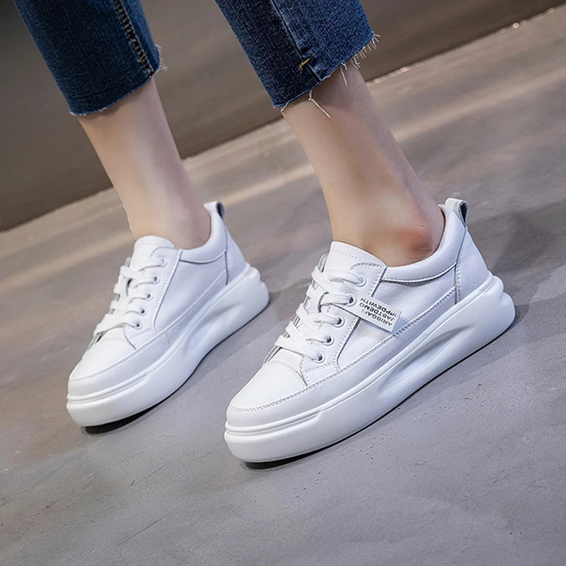 2020 Women Platform Sneakers Female Genuine Leather Walking chunky sneakers Loafers For Women White Casual Flat Vacation shoes
2020 Women Platform Sneakers Female Genuine Leather Walking chunky sneakers Loafers For Women White Casual Flat Vacation shoes