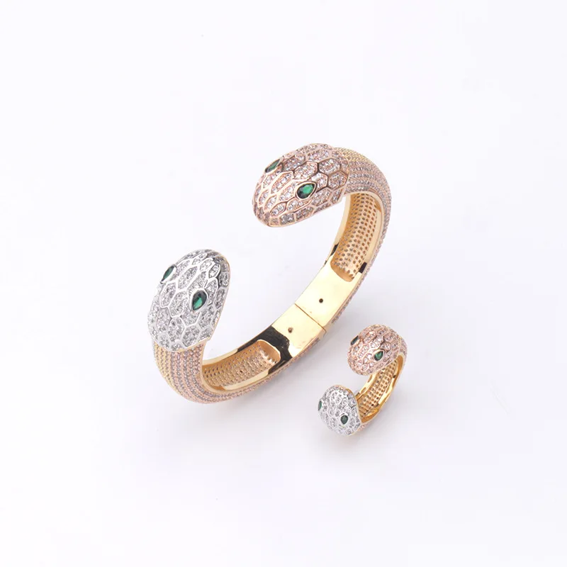 Domineering Green-eyed Double-headed Snake Three-color Bracelet Fashionable All-match Full-inlaid Snake-shaped Ring Bracelet Set
Domineering Green-eyed Double-headed Snake Three-color Bracelet Fashionable All-match Full-inlaid Snake-shaped Ring Bracelet Set