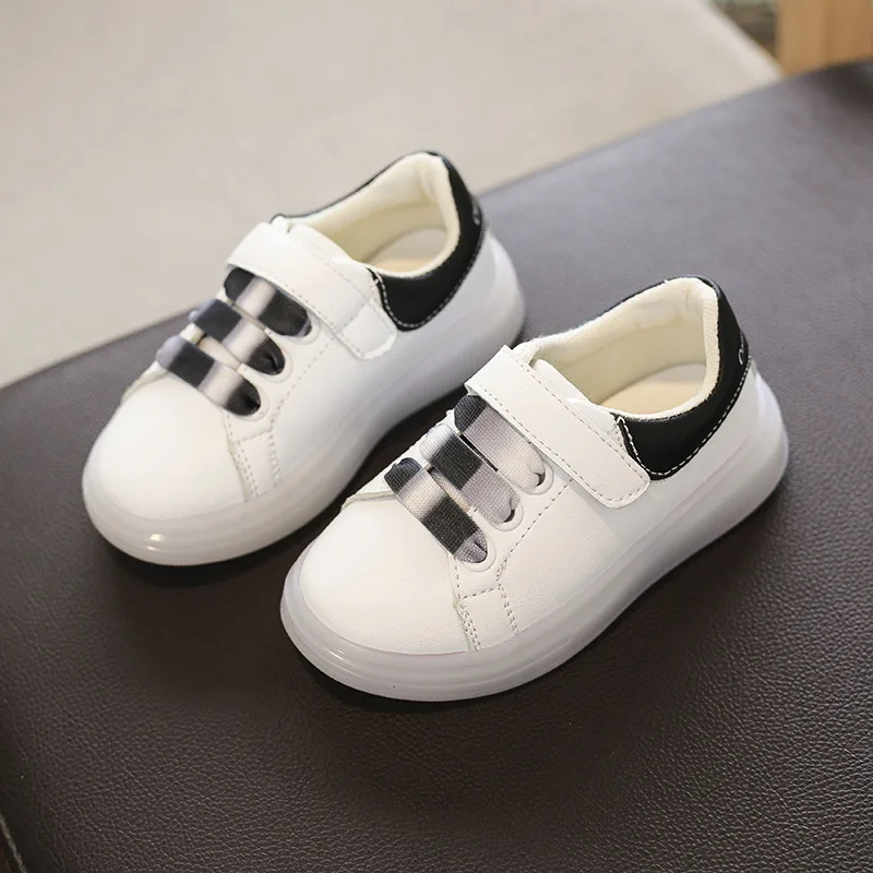 Kushyshoo Light Up Shoes 2020 Fashion Casual Hook&loop Solid Color All-match Sneakers Heighten Non-slip Wearable Running Shoes
Kushyshoo Light Up Shoes 2020 Fashion Casual Hook&loop Solid Color All-match Sneakers Heighten Non-slip Wearable Running Shoes