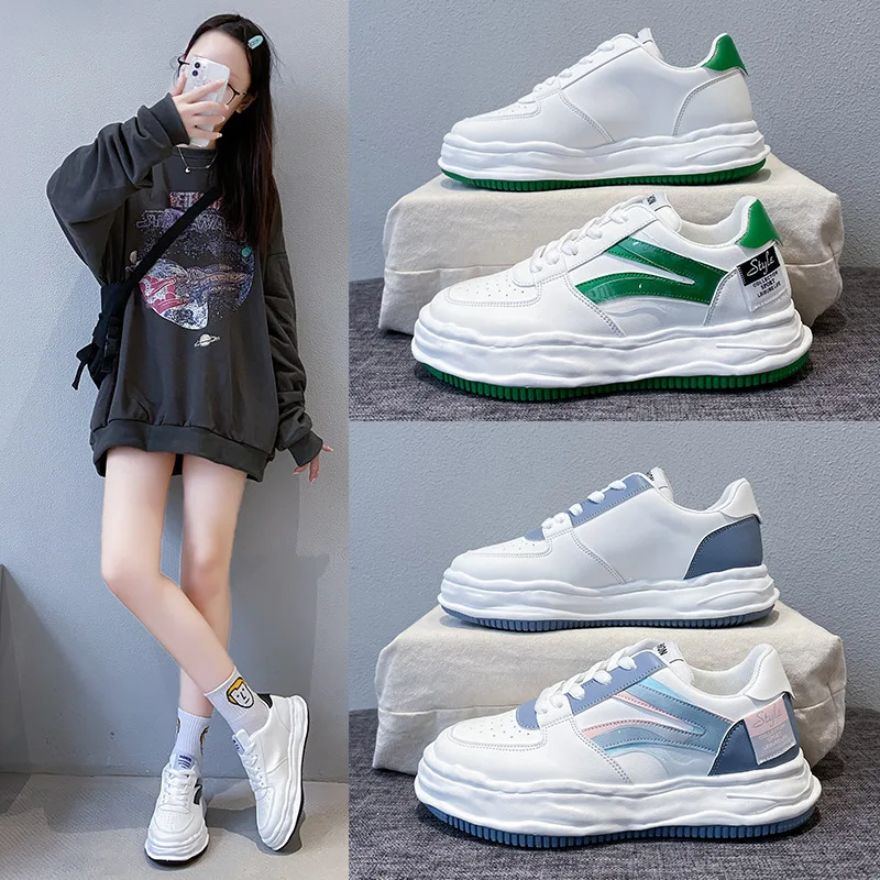 Women's Shoes Trendy Low-cut Casual Sneakers Women Outdoor Walking Comfortable Wear-resistant Vulcanized Platform Shoes
Women's Shoes Trendy Low-cut Casual Sneakers Women Outdoor Walking Comfortable Wear-resistant Vulcanized Platform Shoes