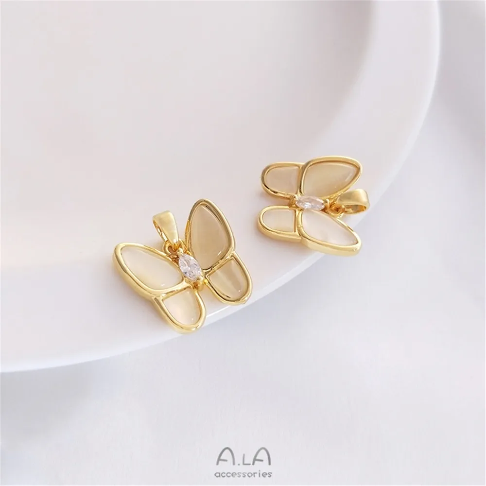 Copper plated 18K gold butterfly pendant inlaid with opal necklace pendant DIY sweater pendant pendant
Copper plated 18K gold butterfly pendant inlaid with opal necklace pendant DIY sweater pendant pendant
