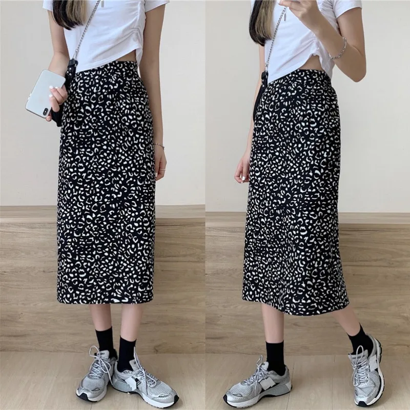 Korean Style Retro Hong Kong Style Leopard Print Mid-Length A- line Skirt 2021 Spring and Summer New High Waist Slimming Skirt
Korean Style Retro Hong Kong Style Leopard Print Mid-Length A- line Skirt 2021 Spring and Summer New High Waist Slimming Skirt