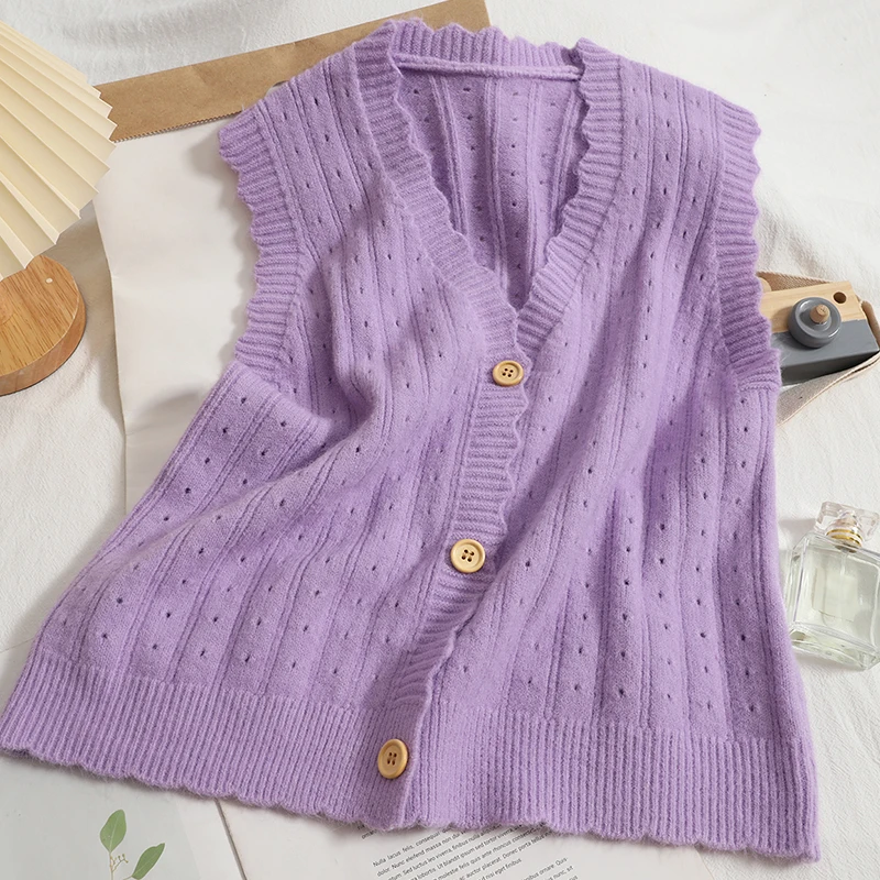 Sweet Rippled Edge V-neck Hollow Knitted Sweater Vest Women's Autumn Winter Sleeveless Single Breasted Top Vintage Sweaters
Sweet Rippled Edge V-neck Hollow Knitted Sweater Vest Women's Autumn Winter Sleeveless Single Breasted Top Vintage Sweaters