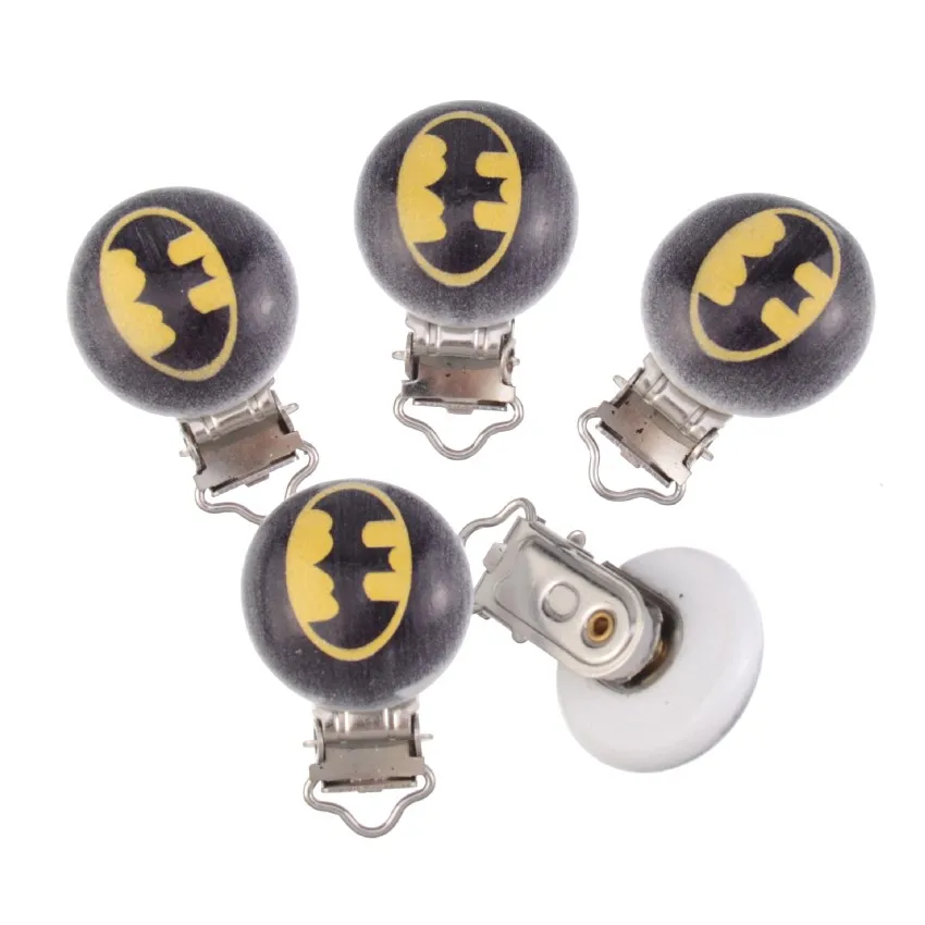 5PCs Baby Pacifier Clips Lovely Cartoon Pattern White Wood Metal Holders Cute Infant Soother Clasps Funny Accessories
5PCs Baby Pacifier Clips Lovely Cartoon Pattern White Wood Metal Holders Cute Infant Soother Clasps Funny Accessories