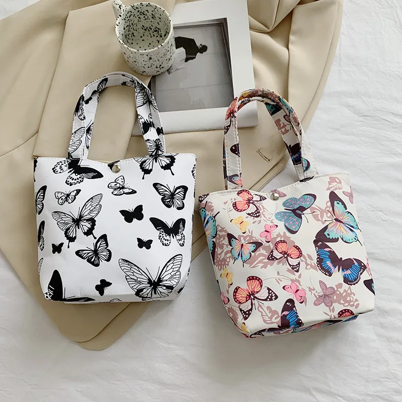 Japanese Shoulder Bag Leopard Butterfly Print Portable Tote Bag Mini Canvas Bag Lunch Bag
Japanese Shoulder Bag Leopard Butterfly Print Portable Tote Bag Mini Canvas Bag Lunch Bag