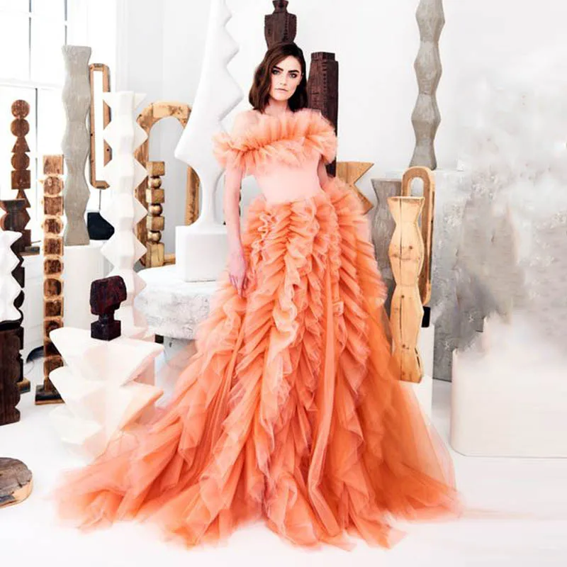 2020 Spring Prom Gown Dresses Long Off Shoulder Robe de soiree Ruffled Chic Evening Formal Dress Orange Occasion Gowns Custom
2020 Spring Prom Gown Dresses Long Off Shoulder Robe de soiree Ruffled Chic Evening Formal Dress Orange Occasion Gowns Custom