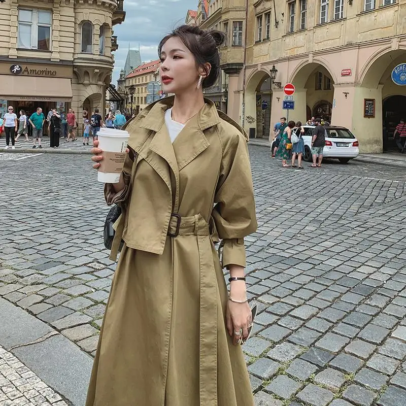 Khaki Korean Long Windbreaker Coat British style 2021 Spring Autumn Slim Elegant Women Outwear With belt Casual Trench Coats
Khaki Korean Long Windbreaker Coat British style 2021 Spring Autumn Slim Elegant Women Outwear With belt Casual Trench Coats