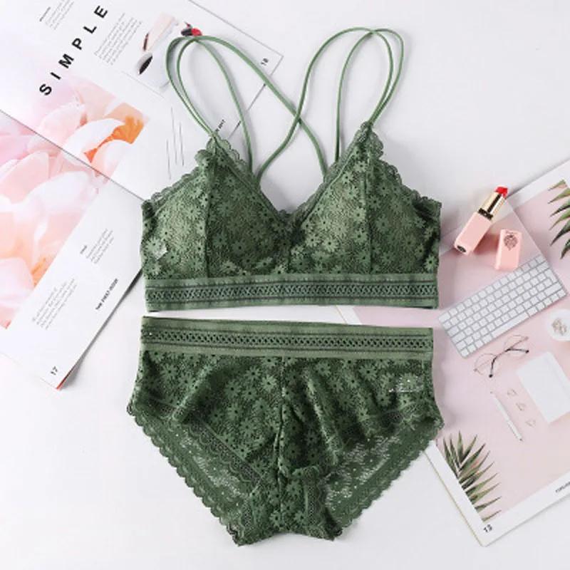 Sexy Women's Underwear Set Transparent Lace panties Push-up Bra Panty Sets Female Brassiere Embroidery Lingerie underpants
Sexy Women's Underwear Set Transparent Lace panties Push-up Bra Panty Sets Female Brassiere Embroidery Lingerie underpants