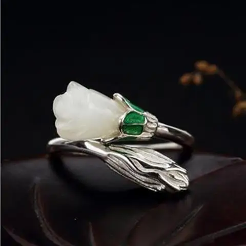 S925 Sterling Silver Hetian Jade Cloisonne Flower Inlaid Ring White Jade Open Female Ring White Magnolia Silver Ring
S925 Sterling Silver Hetian Jade Cloisonne Flower Inlaid Ring White Jade Open Female Ring White Magnolia Silver Ring