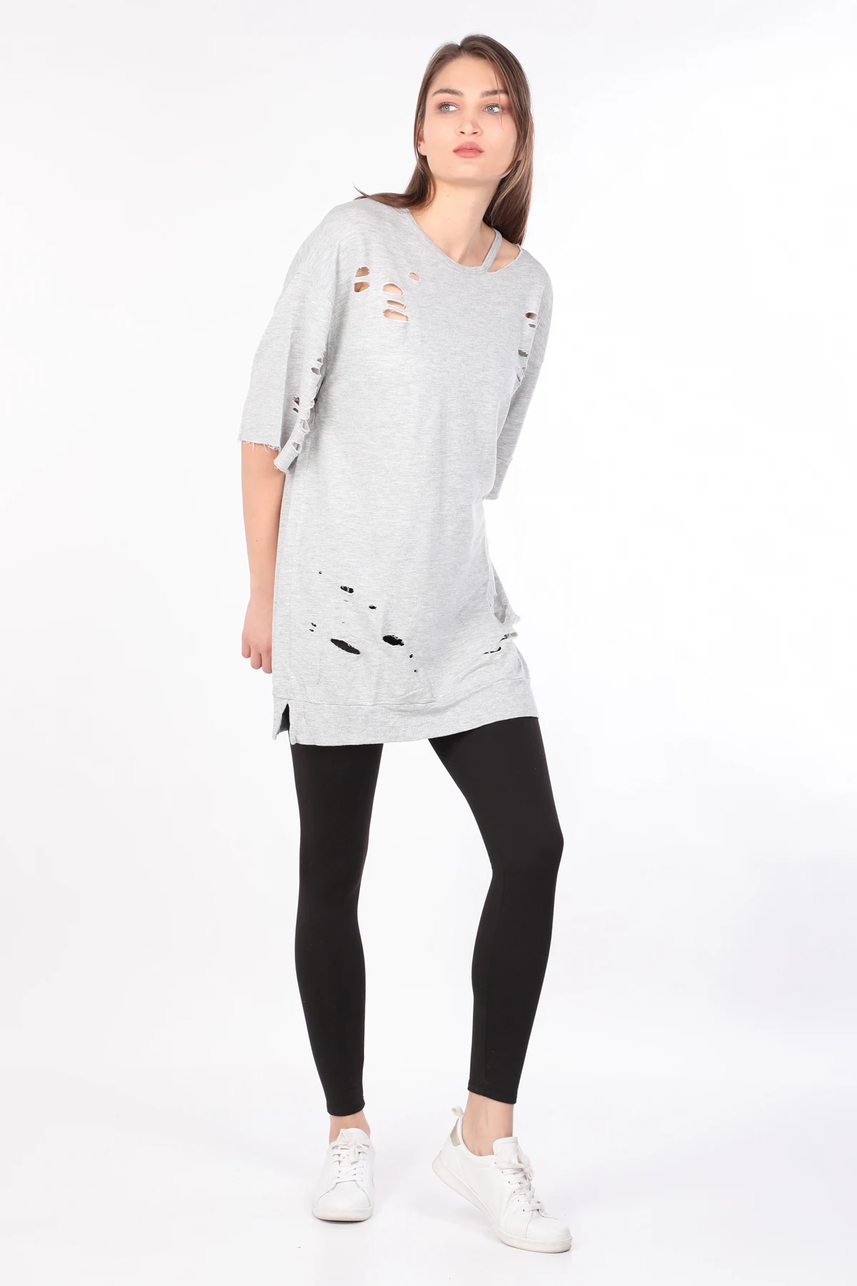 Womens Ripped Detailed Basic T-shirt Gray
Womens Ripped Detailed Basic T-shirt Gray