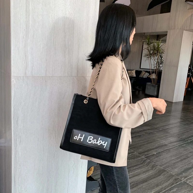 2020 Winter Brand Letter Print Velvet Handbags Large Totes Women Soft Leather Bag Designer Luxury Casual Big Chain Shoulder Bags
2020 Winter Brand Letter Print Velvet Handbags Large Totes Women Soft Leather Bag Designer Luxury Casual Big Chain Shoulder Bags