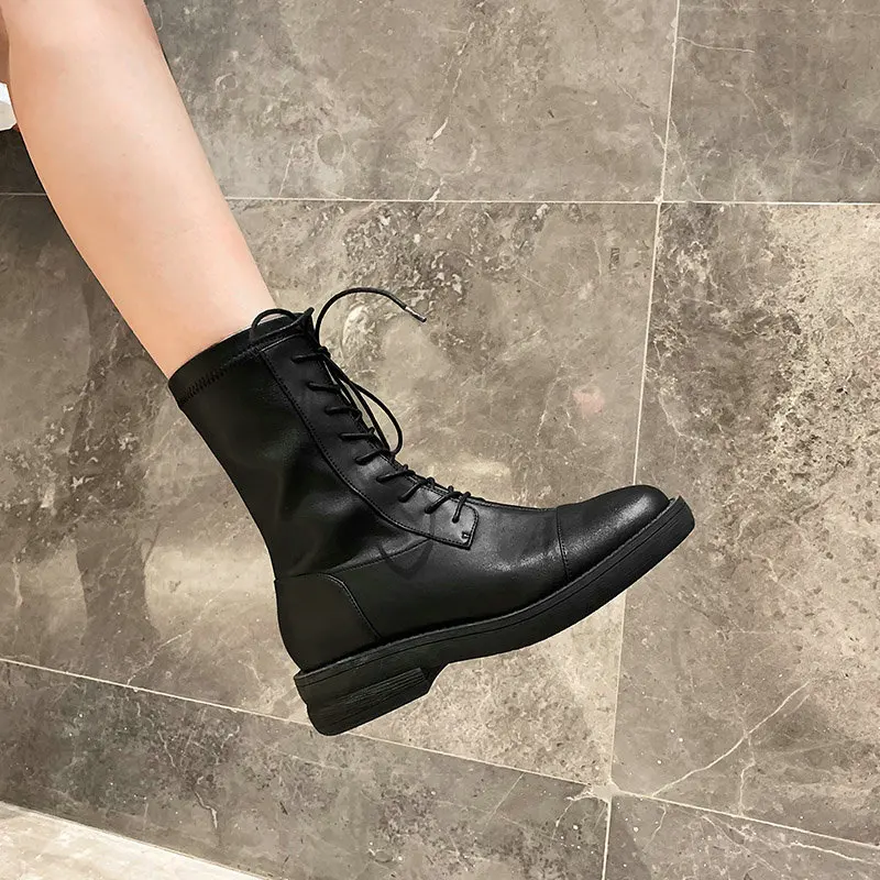 2020 New Black Genuine Leather Knitting Women Ankle Boots Classic Round Toe Square Heels Western Boots Office Shoes
2020 New Black Genuine Leather Knitting Women Ankle Boots Classic Round Toe Square Heels Western Boots Office Shoes