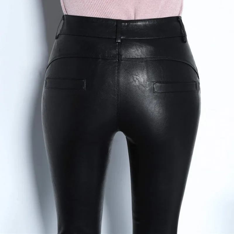 2021 Office Lady Top Quality Leather Trousers Fleece Lining Slim High Waist Full Length Streetwear Zipper Woman Pencil Pants
2021 Office Lady Top Quality Leather Trousers Fleece Lining Slim High Waist Full Length Streetwear Zipper Woman Pencil Pants