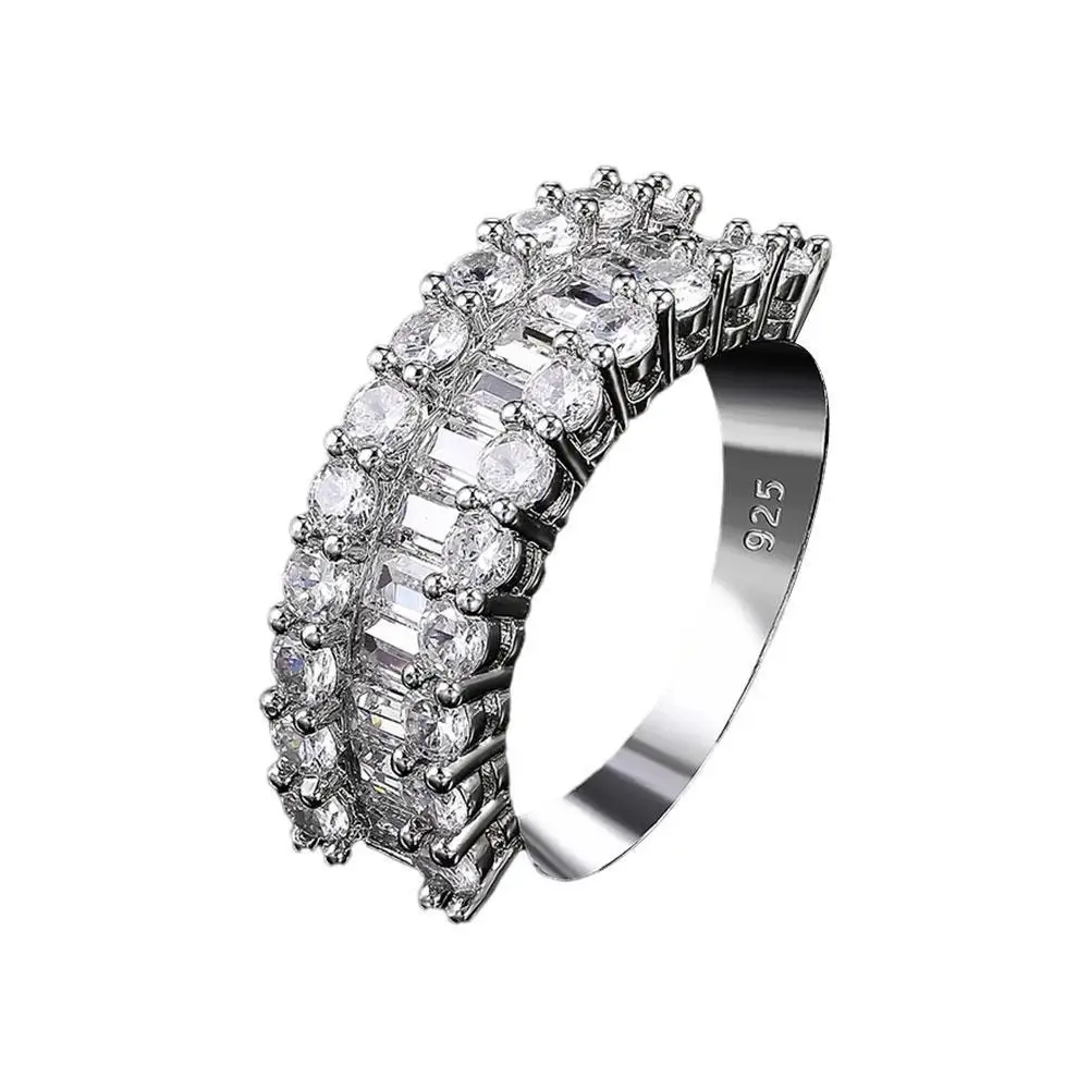 New Square Diamond Zircon Ring Fashion Ladies Peach Heart Inlaid Wedding Diamond Ring Gift Jewelry for Friends Wholesale
New Square Diamond Zircon Ring Fashion Ladies Peach Heart Inlaid Wedding Diamond Ring Gift Jewelry for Friends Wholesale