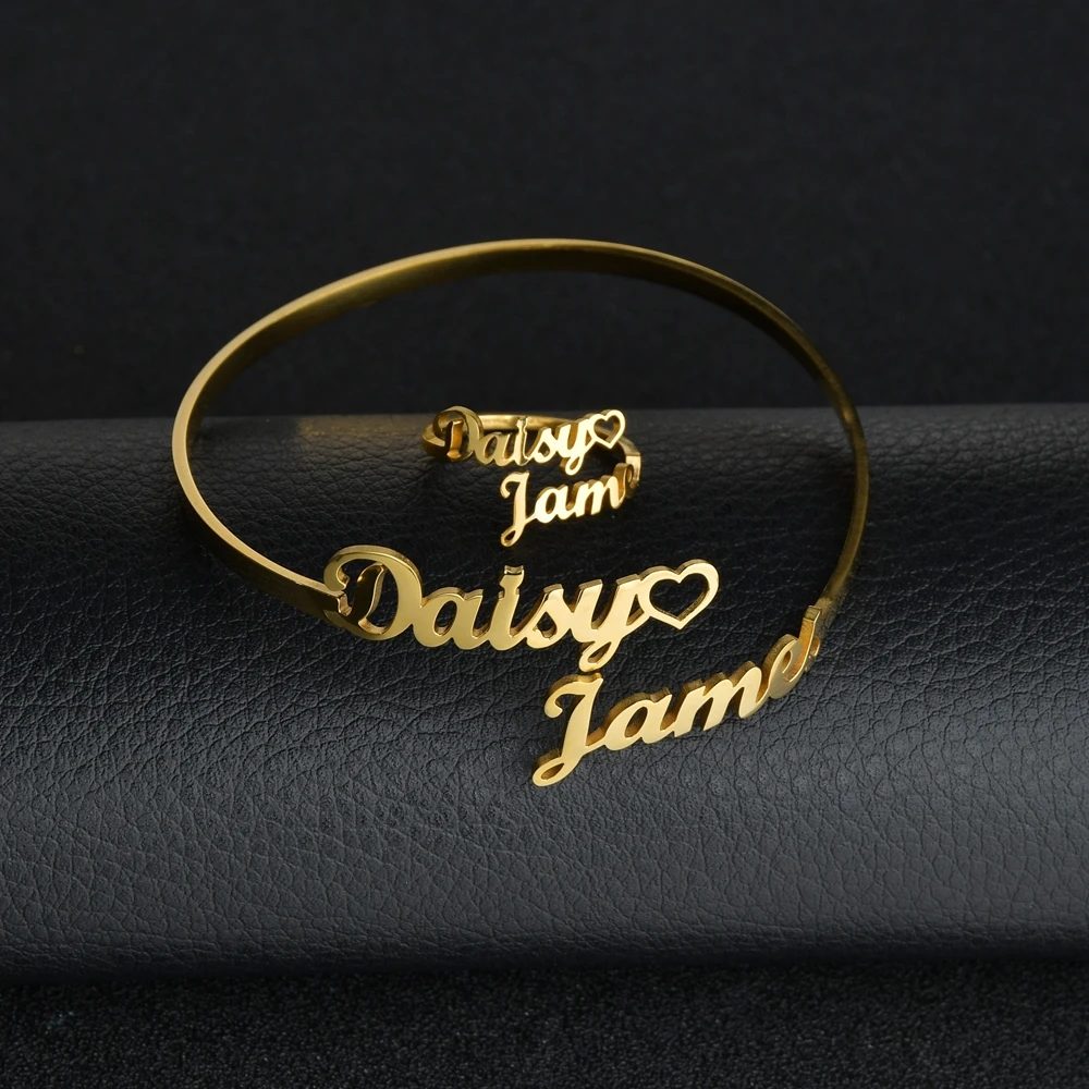 Customized Two Names Bangles Ring Jewelry Set Personizaled Letter Stainless Steel Couple Bracelet Ringfor Women Men Wedding Gift
Customized Two Names Bangles Ring Jewelry Set Personizaled Letter Stainless Steel Couple Bracelet Ringfor Women Men Wedding Gift