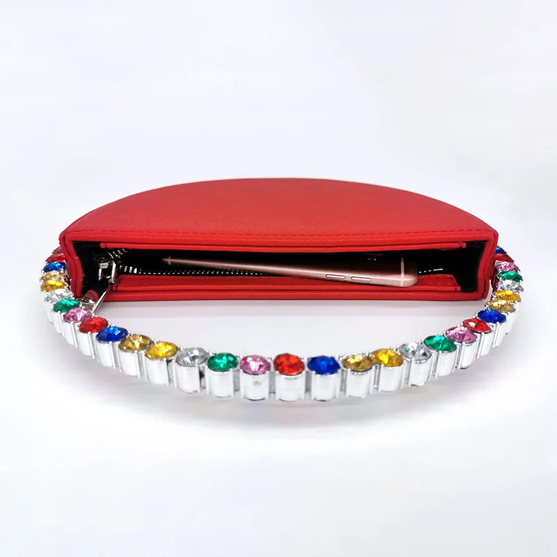 Fashion niche dinner bag 2021 spring new European and American diamond-studded round handbag snakeskin pattern ladies clutch
Fashion niche dinner bag 2021 spring new European and American diamond-studded round handbag snakeskin pattern ladies clutch