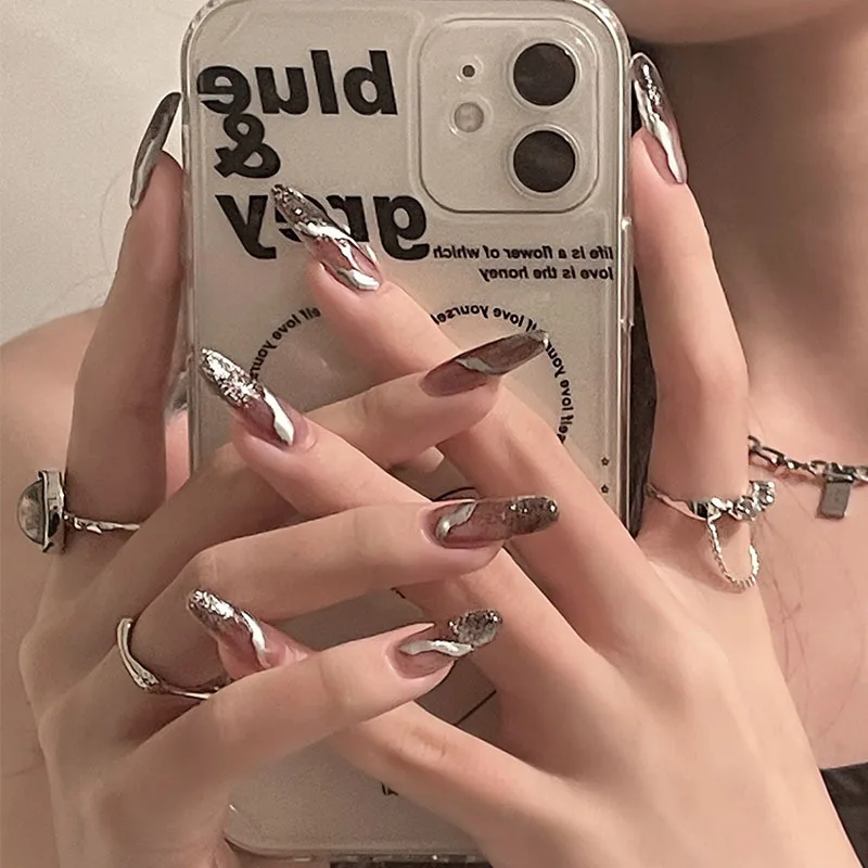 24pcs Metal Glitter Nail Patch Dark Style Glue Type Removable Long Paragraph Save Time False Nail Patch Nail Decoration
24pcs Metal Glitter Nail Patch Dark Style Glue Type Removable Long Paragraph Save Time False Nail Patch Nail Decoration