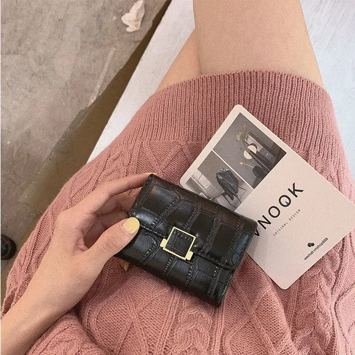 Trending Europe and America Retro Ultra-thin Small Wallet Multifunctional Card Holder Business Card Holder Pocket Wallet
Trending Europe and America Retro Ultra-thin Small Wallet Multifunctional Card Holder Business Card Holder Pocket Wallet