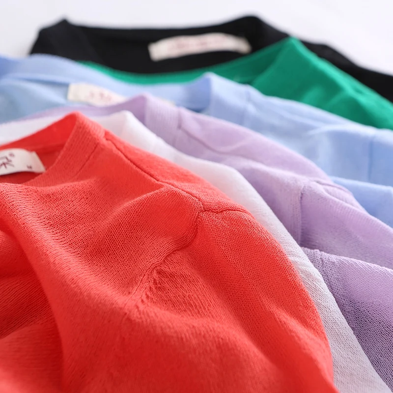 summer Knitting cardigan new short v-neck Small thin coat sunscreen shirt SR-K648-1 
summer Knitting cardigan new short v-neck Small thin coat sunscreen shirt SR-K648-1