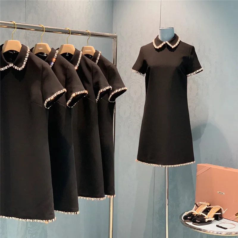 Luxury Handmade Diamonds Woman Dress 2021 Summer Korean Fashion Elegant Short Sleeve Black Mini Party Dresses for Women
Luxury Handmade Diamonds Woman Dress 2021 Summer Korean Fashion Elegant Short Sleeve Black Mini Party Dresses for Women