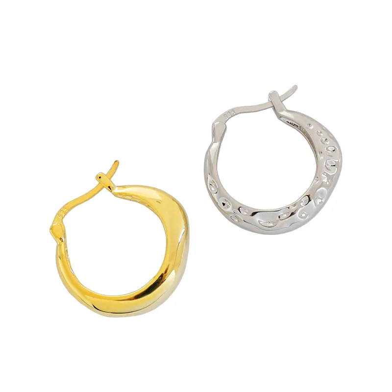 European American Style 925 Sterling Silver Earrings Minimalist Cold Hammer Texture Ear Clip Earrings All-match Silver Earrings
European American Style 925 Sterling Silver Earrings Minimalist Cold Hammer Texture Ear Clip Earrings All-match Silver Earrings
