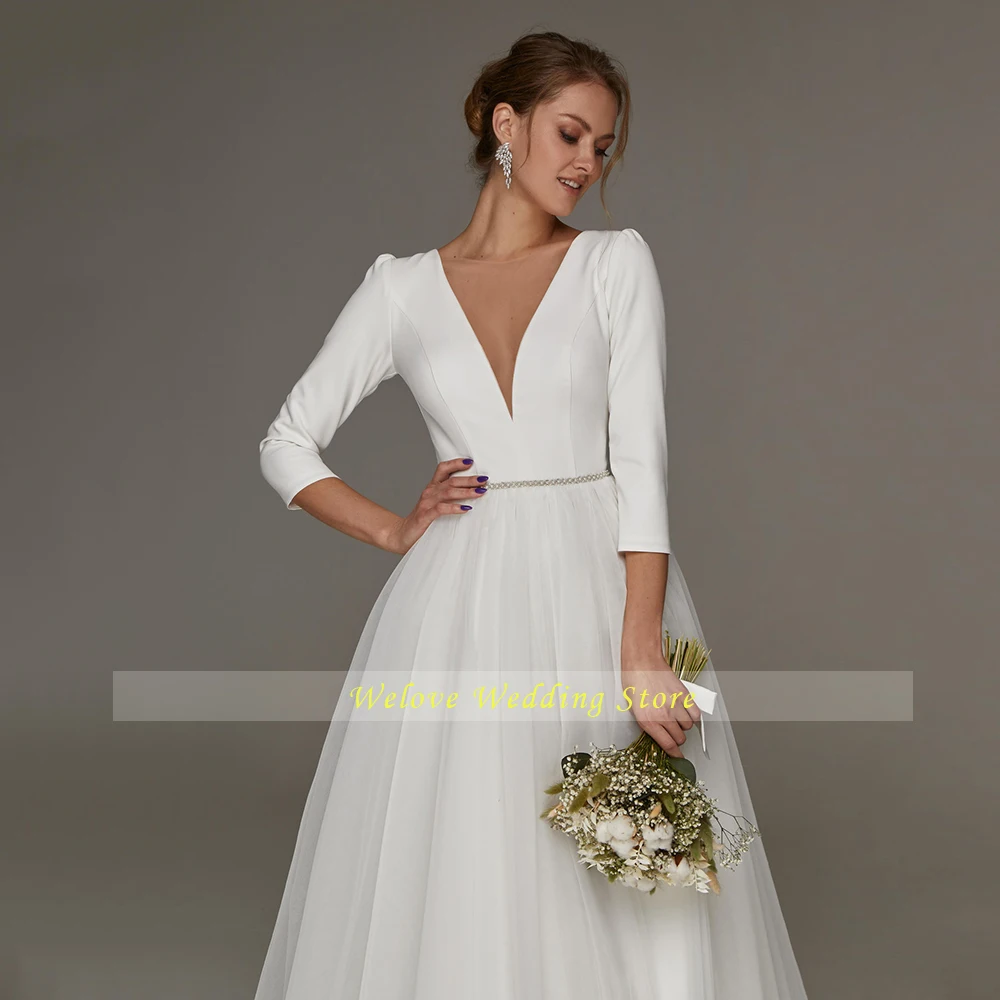 Elegant White Bridal Gowns Solid Color Cheap A Line Wedding Dress Sexy V Neck 3/4 Sleeves Simple Short Party Robe Mariee 2021
Elegant White Bridal Gowns Solid Color Cheap A Line Wedding Dress Sexy V Neck 3/4 Sleeves Simple Short Party Robe Mariee 2021