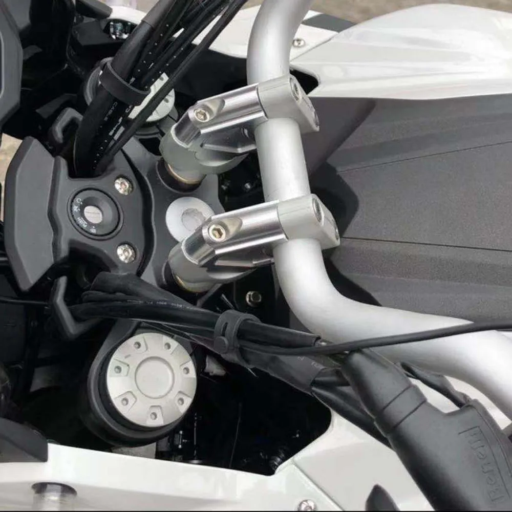 Motorcycle Bar Mount Handle Clamp For Loncin Voge 300AC 300R 500R Handlebar Riser
Motorcycle Bar Mount Handle Clamp For Loncin Voge 300AC 300R 500R Handlebar Riser