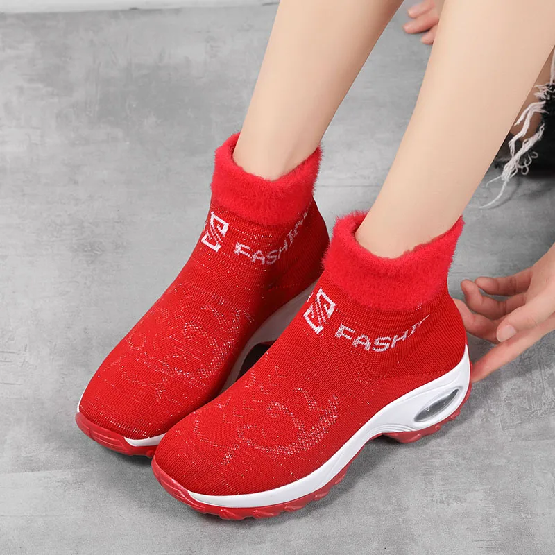 YISHEN Winter Women Boots High Increasing Breathable Mesh Sock Shoes Fitness Outdoor Sport Black Ladies Sneakers Botas Mujer
YISHEN Winter Women Boots High Increasing Breathable Mesh Sock Shoes Fitness Outdoor Sport Black Ladies Sneakers Botas Mujer