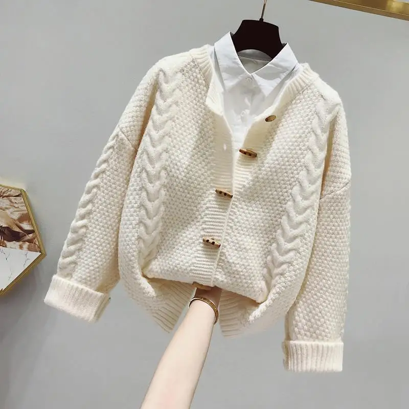 2022 Autumn And Winter New Fashion Korean Loose Twist Round Neck Sweater Jacket Cardigan Women Solid Color Wooden Button Top
2022 Autumn And Winter New Fashion Korean Loose Twist Round Neck Sweater Jacket Cardigan Women Solid Color Wooden Button Top