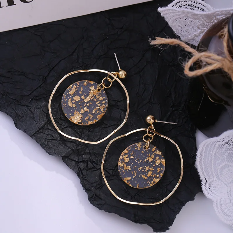 2020 Fashion Vintage Gold Leaf Wafer Wave Big Round Circle Drop Earrings for Women Girl Korean Party Charm Jewelry Gift
2020 Fashion Vintage Gold Leaf Wafer Wave Big Round Circle Drop Earrings for Women Girl Korean Party Charm Jewelry Gift