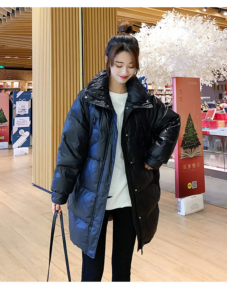 2020 New Winter Women's Jacket High Quality Bright Colors White Duck Down Coat Loose Warm Parka Female Zipper Coat Outwear
2020 New Winter Women's Jacket High Quality Bright Colors White Duck Down Coat Loose Warm Parka Female Zipper Coat Outwear