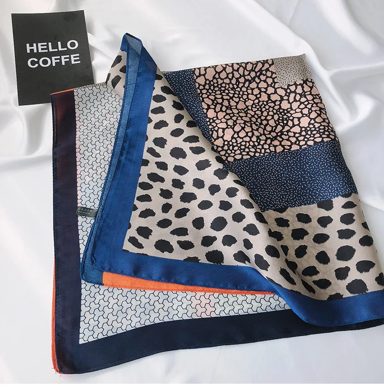 Super Quality Women Small Satin Silk Scarf Square Print Wrap Femme Handkerchief Bandana Neck Hair Skinny Tie Scarves Shawls
Super Quality Women Small Satin Silk Scarf Square Print Wrap Femme Handkerchief Bandana Neck Hair Skinny Tie Scarves Shawls