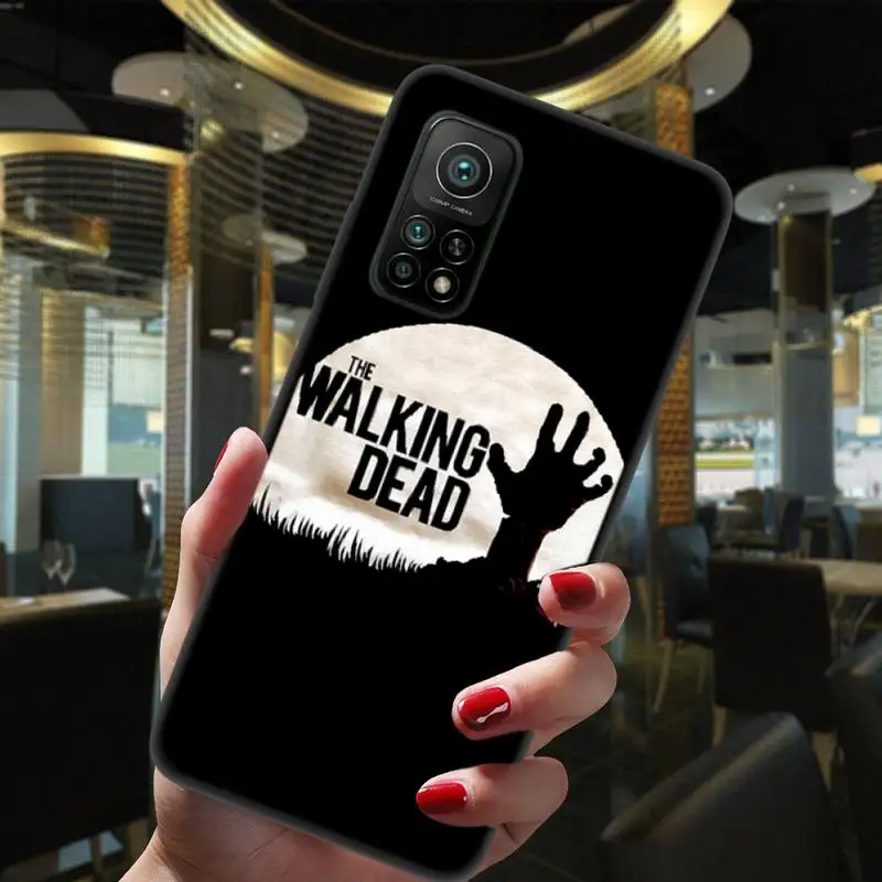 American TV Series The Walking Dead Phone Case For Xiaomi 5 6 6Plus 6X 8 9se 10 10Pro Not2 3 10lite Mix2 2S 8lite Max2 3 F1 5X
American TV Series The Walking Dead Phone Case For Xiaomi 5 6 6Plus 6X 8 9se 10 10Pro Not2 3 10lite Mix2 2S 8lite Max2 3 F1 5X