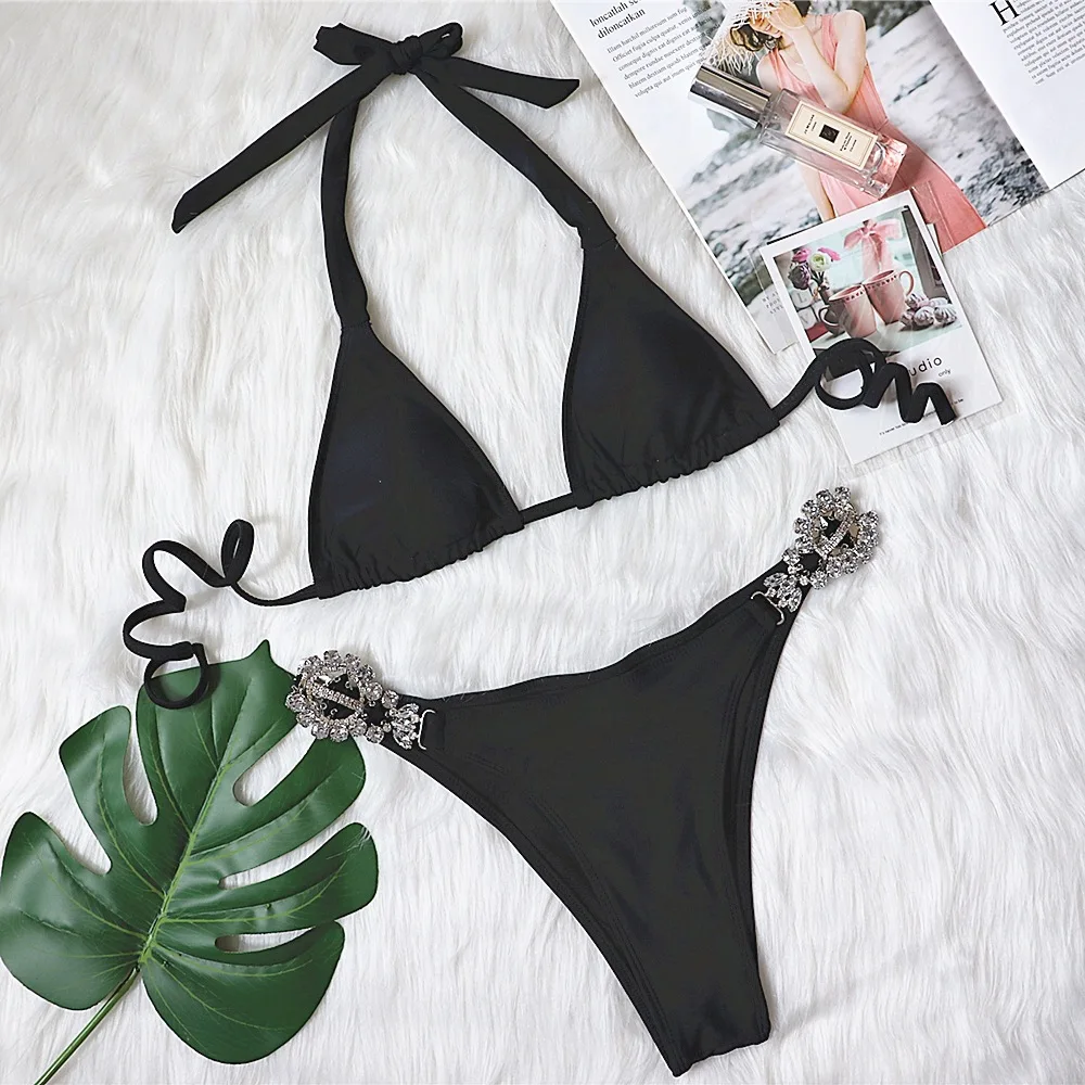 2021 Sexy Crystal Diamond Bikini Set Women Swimsuit Halter Push Up Swimwear Solid Bikini Brazilian Bathing Suit Summer Beachwear
2021 Sexy Crystal Diamond Bikini Set Women Swimsuit Halter Push Up Swimwear Solid Bikini Brazilian Bathing Suit Summer Beachwear