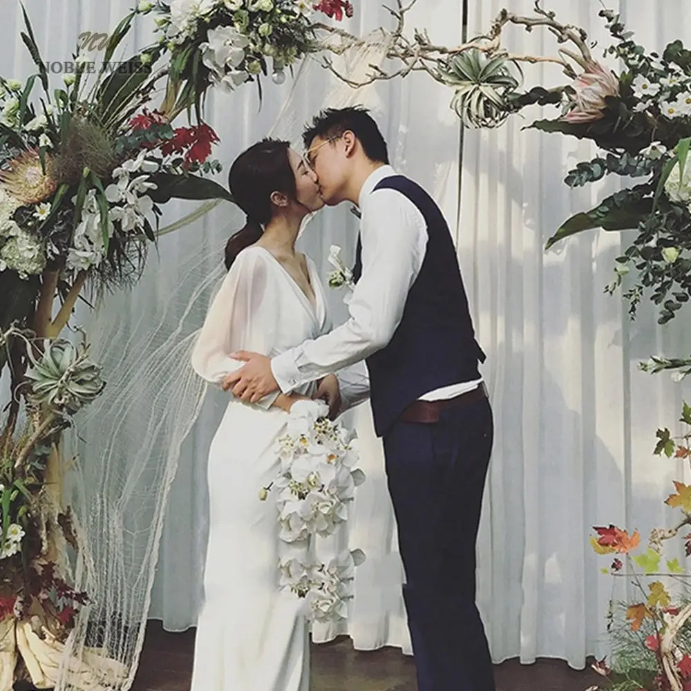 NOBLE WEISS In Stock V-Neck Zipper Back Mermaid Long Wedding Dresses Long Sleeves Bridal Dress 
NOBLE WEISS In Stock V-Neck Zipper Back Mermaid Long Wedding Dresses Long Sleeves Bridal Dress