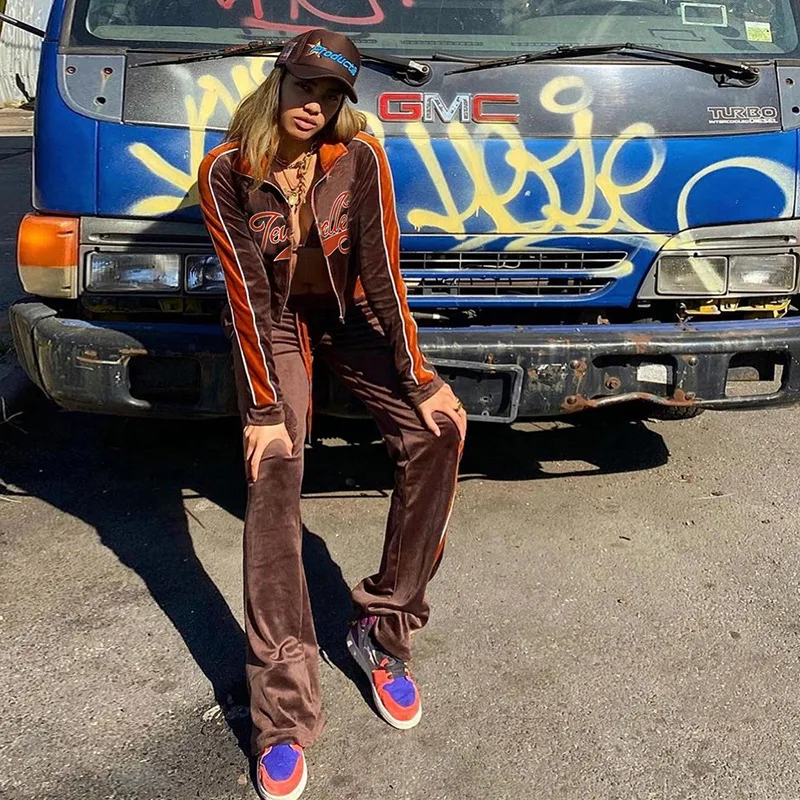 Women's Tracksuit Letter Print Velvet 2 Piece Outfit Sweatshirt+Straight Sweatpants Women's Clothing Sports Suit Y2k Hoodies
Women's Tracksuit Letter Print Velvet 2 Piece Outfit Sweatshirt+Straight Sweatpants Women's Clothing Sports Suit Y2k Hoodies