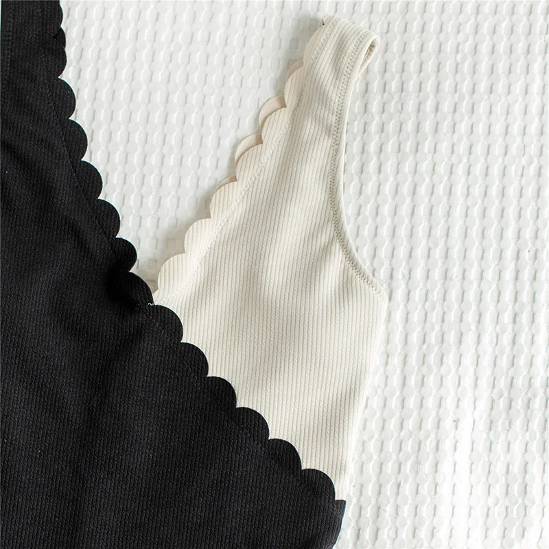 Scalloped One Piece Swimsuits Women Swimwear Black Patchwork Bathing Suits 2021 Ribbed Bathers Female V-neck Bodysuit
Scalloped One Piece Swimsuits Women Swimwear Black Patchwork Bathing Suits 2021 Ribbed Bathers Female V-neck Bodysuit