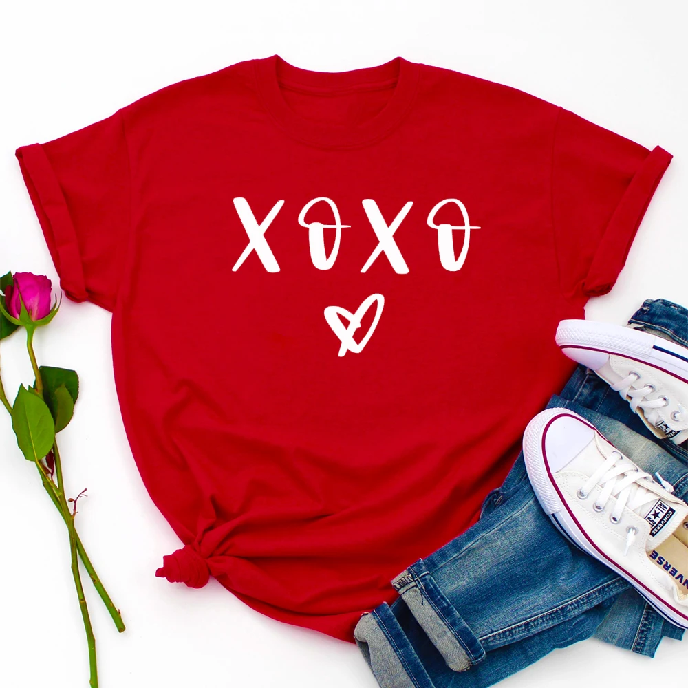 XOXO Heart Print T-shirt Funny Women Valentine's Day Gift Tshirt Cute 90s Couples Grunge Graphic Cotton Tees Tops Drop Shipping
XOXO Heart Print T-shirt Funny Women Valentine's Day Gift Tshirt Cute 90s Couples Grunge Graphic Cotton Tees Tops Drop Shipping