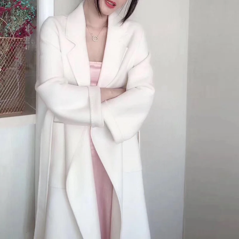 2020 New Winter Double-layer Wool Water Ripple Long Cashmere Coat With Belt Pocket Casual Women Coat Manteau Femme
2020 New Winter Double-layer Wool Water Ripple Long Cashmere Coat With Belt Pocket Casual Women Coat Manteau Femme