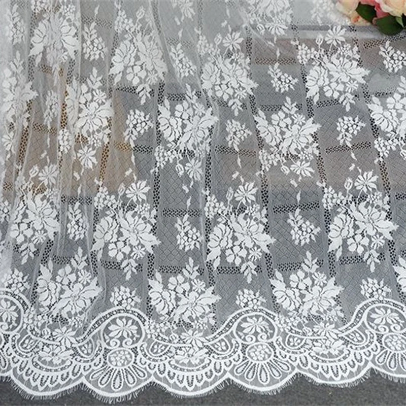 Off White Wedding Lace Thin And Soft Eyelash Lace Fabric 1.5x3 Meters/Piece Sewing For Women Gowns New V2394
Off White Wedding Lace Thin And Soft Eyelash Lace Fabric 1.5x3 Meters/Piece Sewing For Women Gowns New V2394