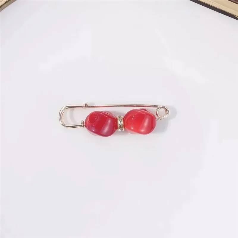 Creative Pearl Fixed Strap Safety Pin Brooch For Women Kids Sweater Dress Cardigan Brooches Friends Jewelry Gift
Creative Pearl Fixed Strap Safety Pin Brooch For Women Kids Sweater Dress Cardigan Brooches Friends Jewelry Gift