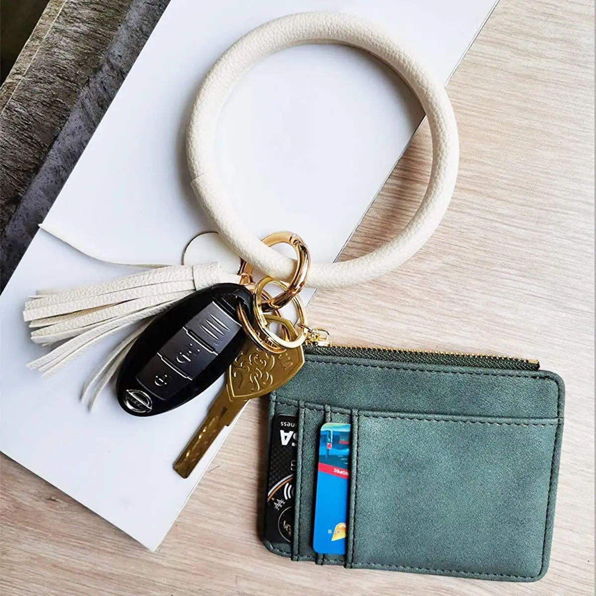 Amorcome Bohemian Large Circle Key Ring Leather Tassel Wristlet Bracelet Holder Keychain Keyring For Women Girl Jewelry Gifts
Amorcome Bohemian Large Circle Key Ring Leather Tassel Wristlet Bracelet Holder Keychain Keyring For Women Girl Jewelry Gifts
