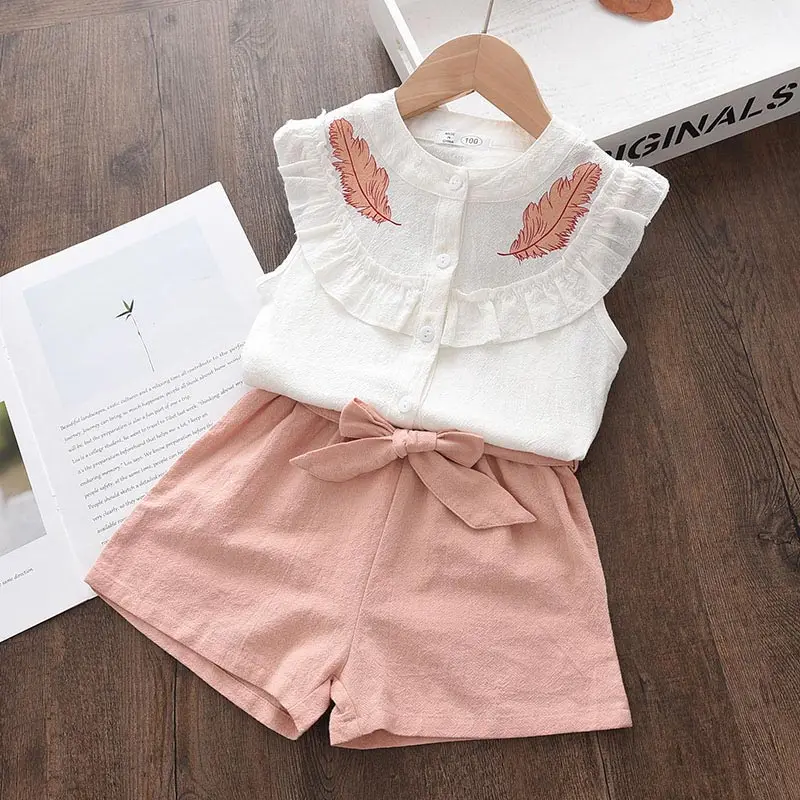 Menoea 2021 New Summer Baby Girl Clothing Sets Feather Sleeveless Tops Bandage Shorts 2pcs Outfits Fashion Clothes Suits 2 7 Yrs
Menoea 2021 New Summer Baby Girl Clothing Sets Feather Sleeveless Tops Bandage Shorts 2pcs Outfits Fashion Clothes Suits 2 7 Yrs