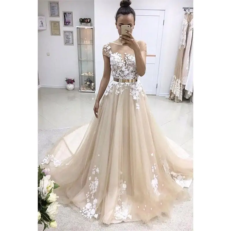 Champagne A Line Wedding Dresses 2021 Robe De Mariage Applique Lace Wedding Gowns Sheer Cap Sleeve Custom Made Bridal Dress
Champagne A Line Wedding Dresses 2021 Robe De Mariage Applique Lace Wedding Gowns Sheer Cap Sleeve Custom Made Bridal Dress